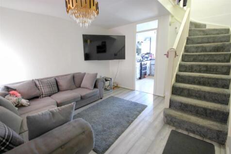 lounge 1.JPG