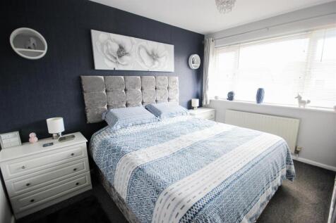bed 1a.JPG