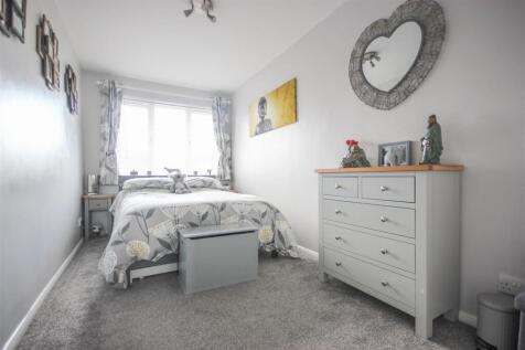 bed 3.JPG