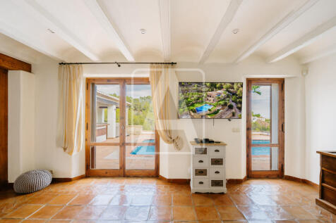 Property Image 39