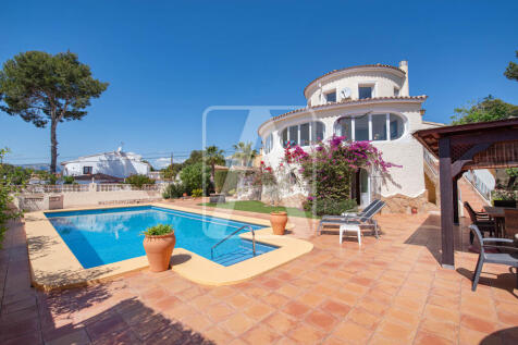 Property Image 4