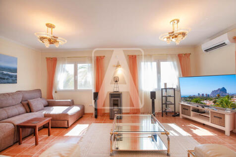 Property Image 4