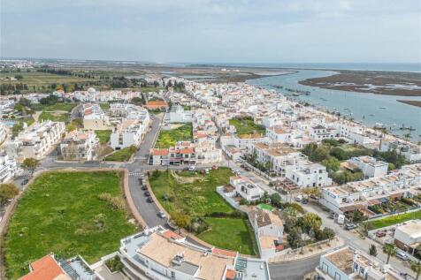 Cluttons Algarve