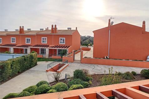 Cluttons-Algarve