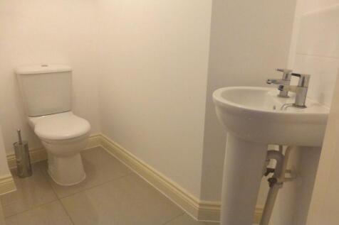 Cloakroom/wc