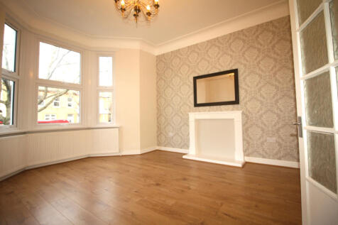 1 Bedroom Flat with decked veranda for Sale just 