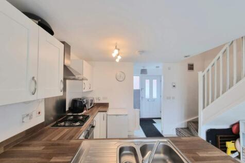 Open Plan Kitchen / Lounge
