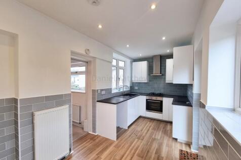 Kitchen/ Breakfast Room