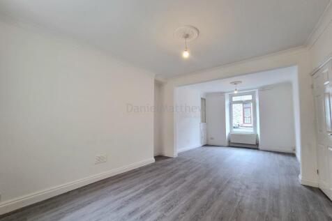 Lounge dining room
