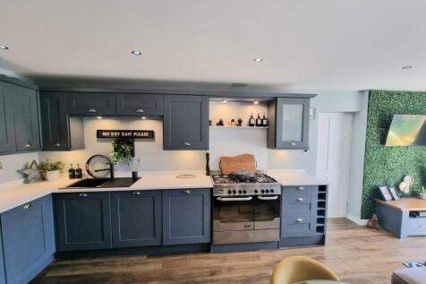 Kitchen/Family Room