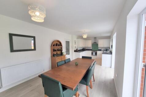Kitchen/Diner/Family Room