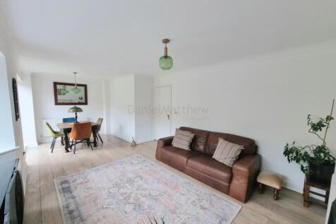 Lounge dining room
