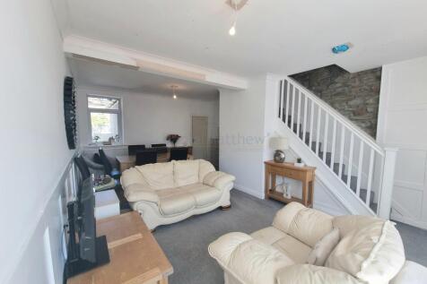 Lounge dining room
