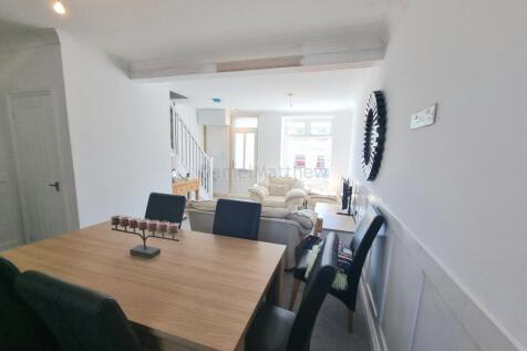Lounge dining room
