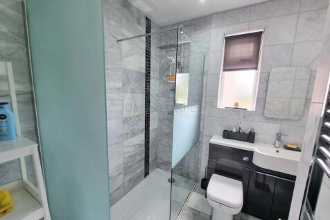 Downstairs Bathroom