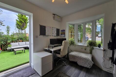 Reception Room/Study