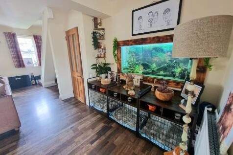 Lounge/Kitchen