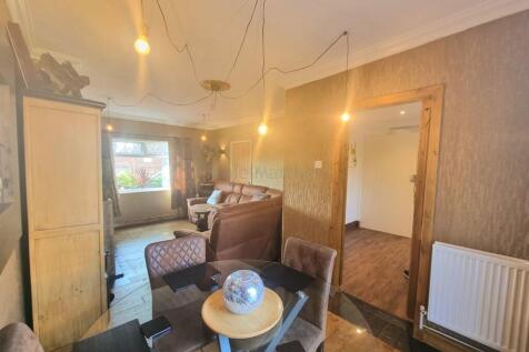 Lounge dining room