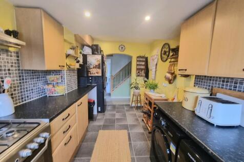 Kitchen/ Breakfast Room