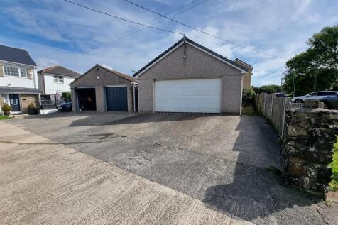 Double Garage
