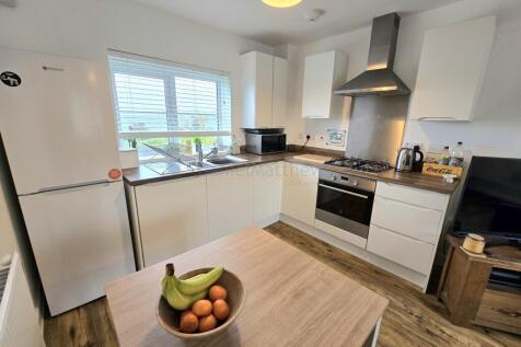 Open Plan Lounge/Kitchen