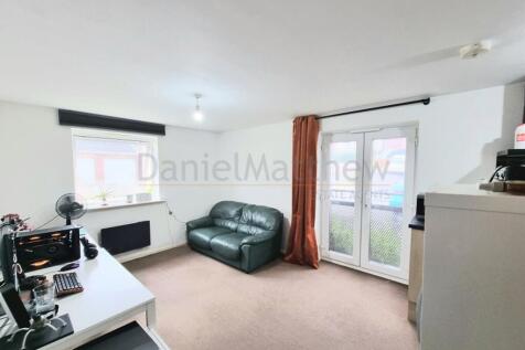 Open Plan Lounge/Kitchen