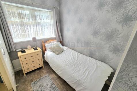 Downstairs bedroom/reception room