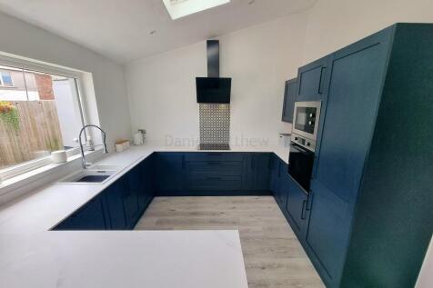 Open Plan Kitchen/Dining/Family Room