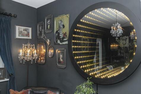 Feature Dining Room.jpg