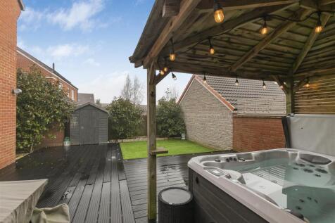 Rear Garden.jpg
