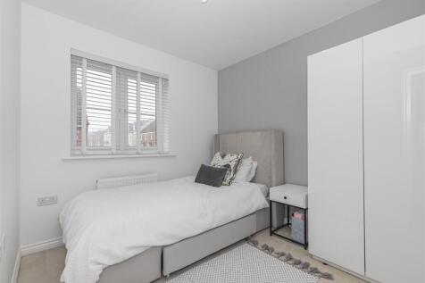Bed 3.jpg