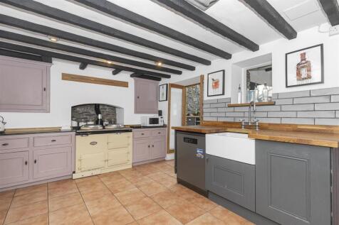 Kitchen.jpg