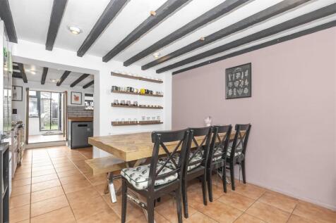 Dining Area.jpg