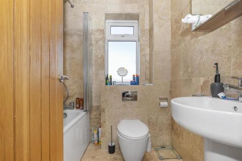 Bathroom.jpg