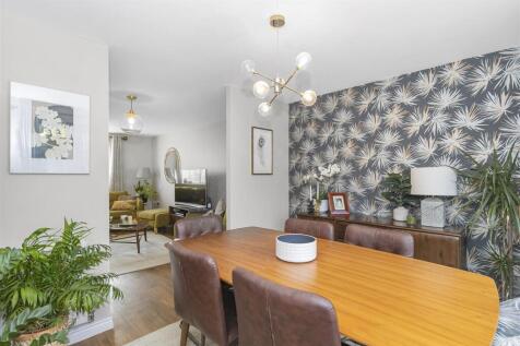 Dining Room.jpg