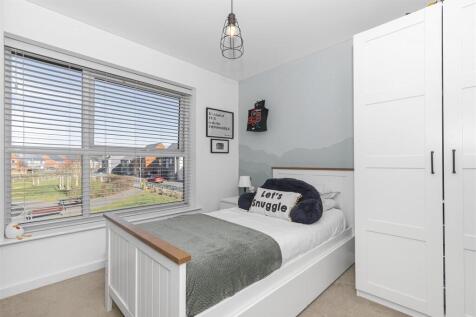 Bed 3.jpg
