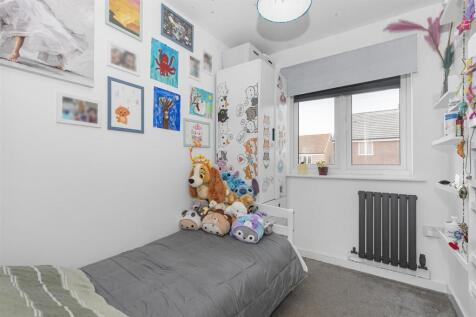 Bed 3.jpg