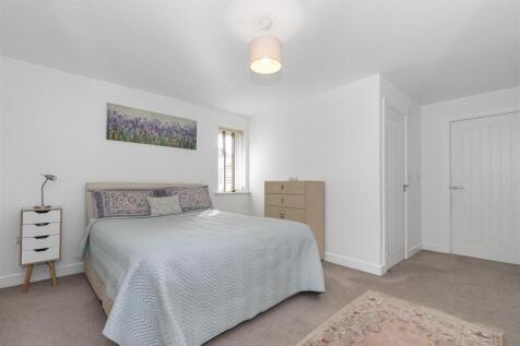 Bedroom 1.1.jpg