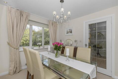 Dining Room 2.jpg