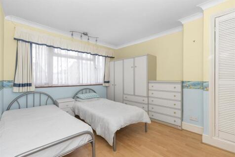 Bedroom 2.jpg