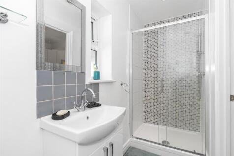 Ensuite.jpg