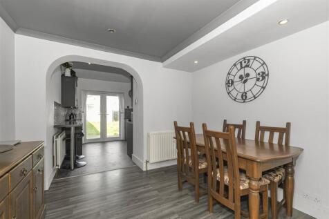 Dining Area.jpg