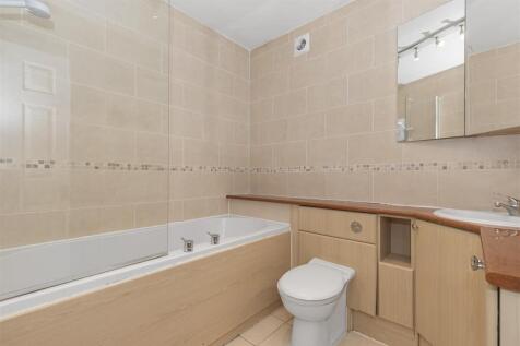 Bathroom.jpg