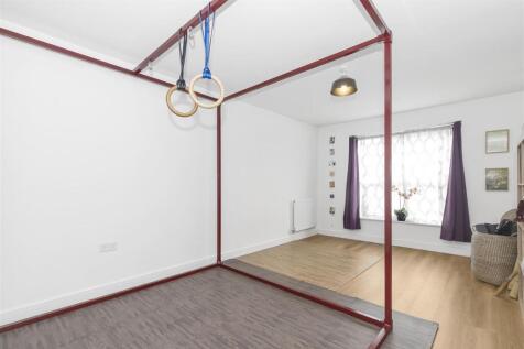 Bedroom 2.1.jpg