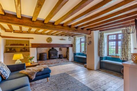 8580225-interior30.jpg
