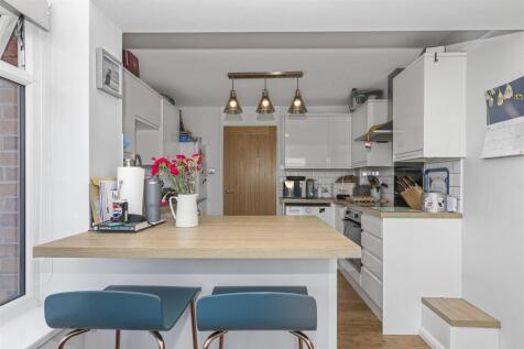 Kitchen.jpg