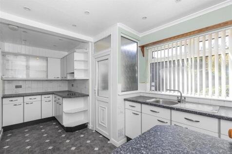 Kitchen 3.jpg