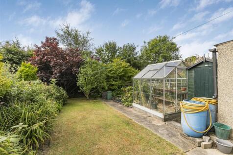 Rear Garden 2.jpg