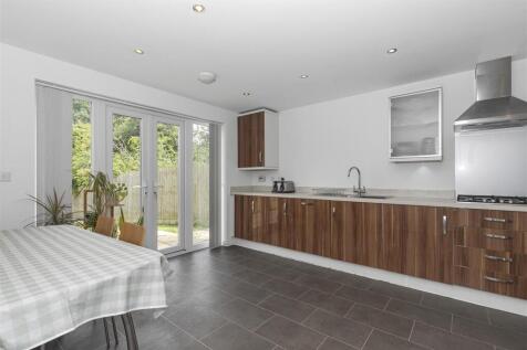 Kitchen Diner 3.jpg