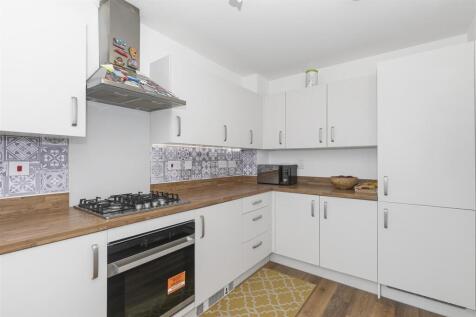 Kitchen 1.2.jpg